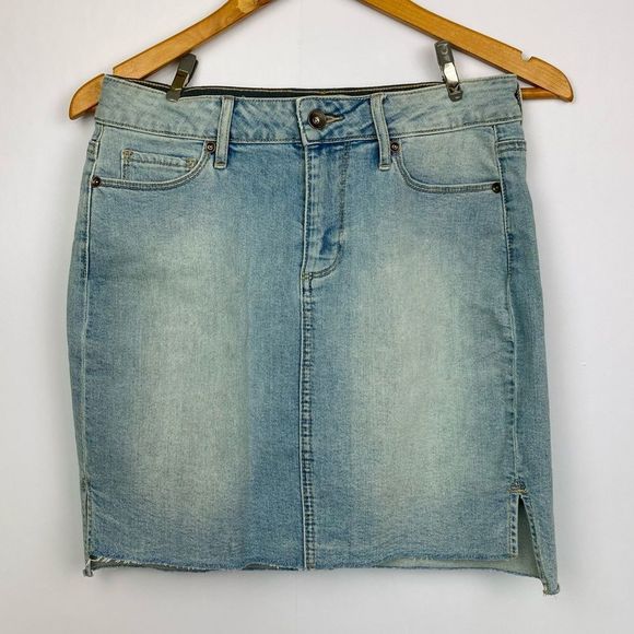 PAIGE Light Blue Denim High Waist Side Slit Mini Skirt - Picture 3 of 10